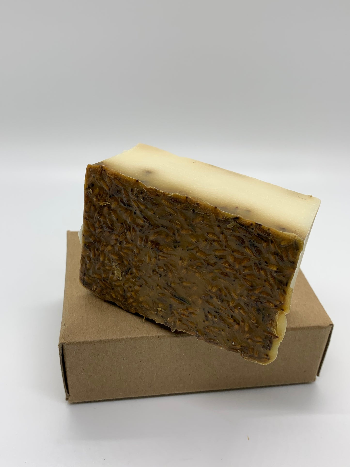 LAVANDER OATMEAL GOAT MILK SOAP