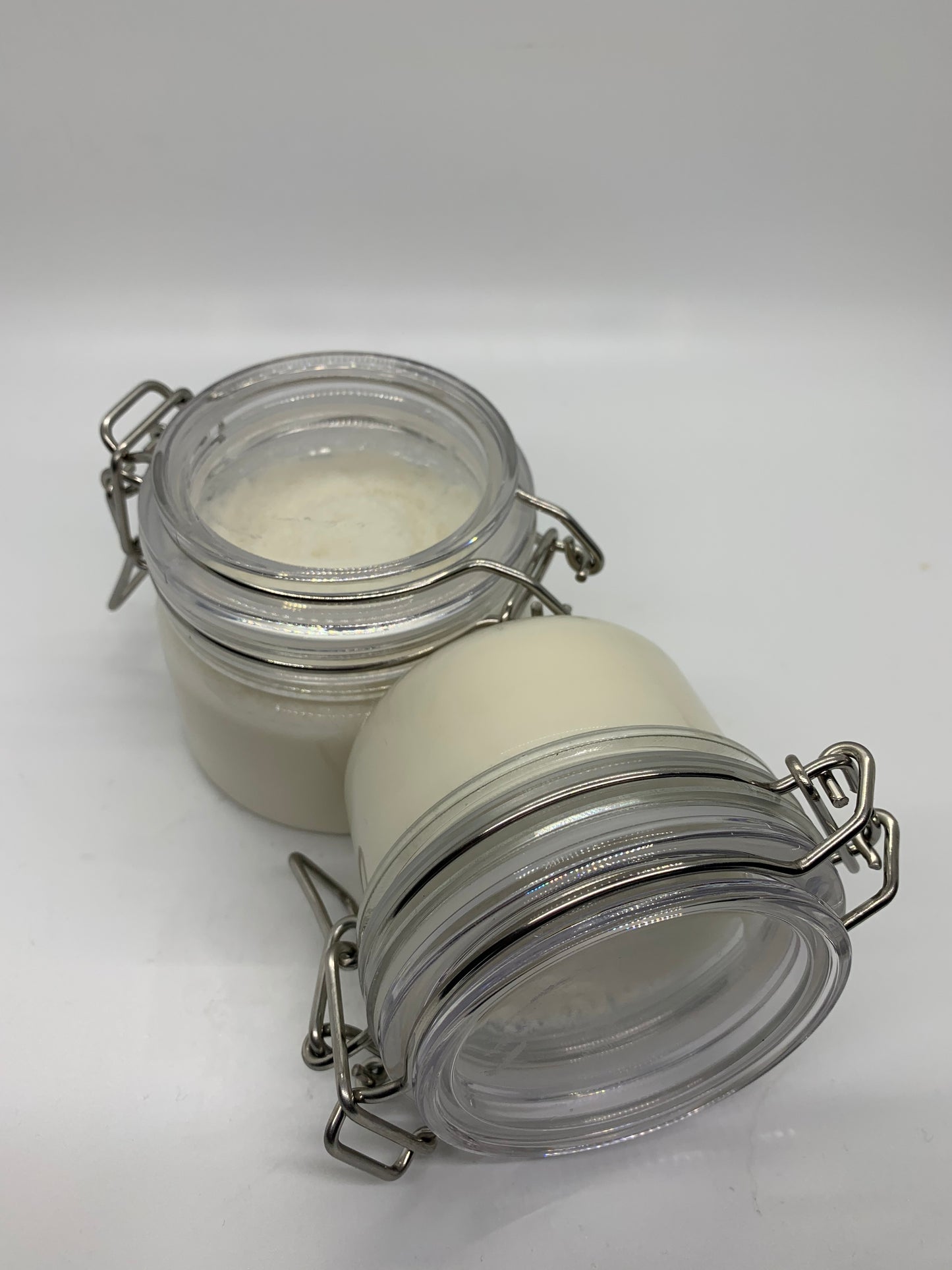 HONEY AND OATMEAL BODY BUTTER