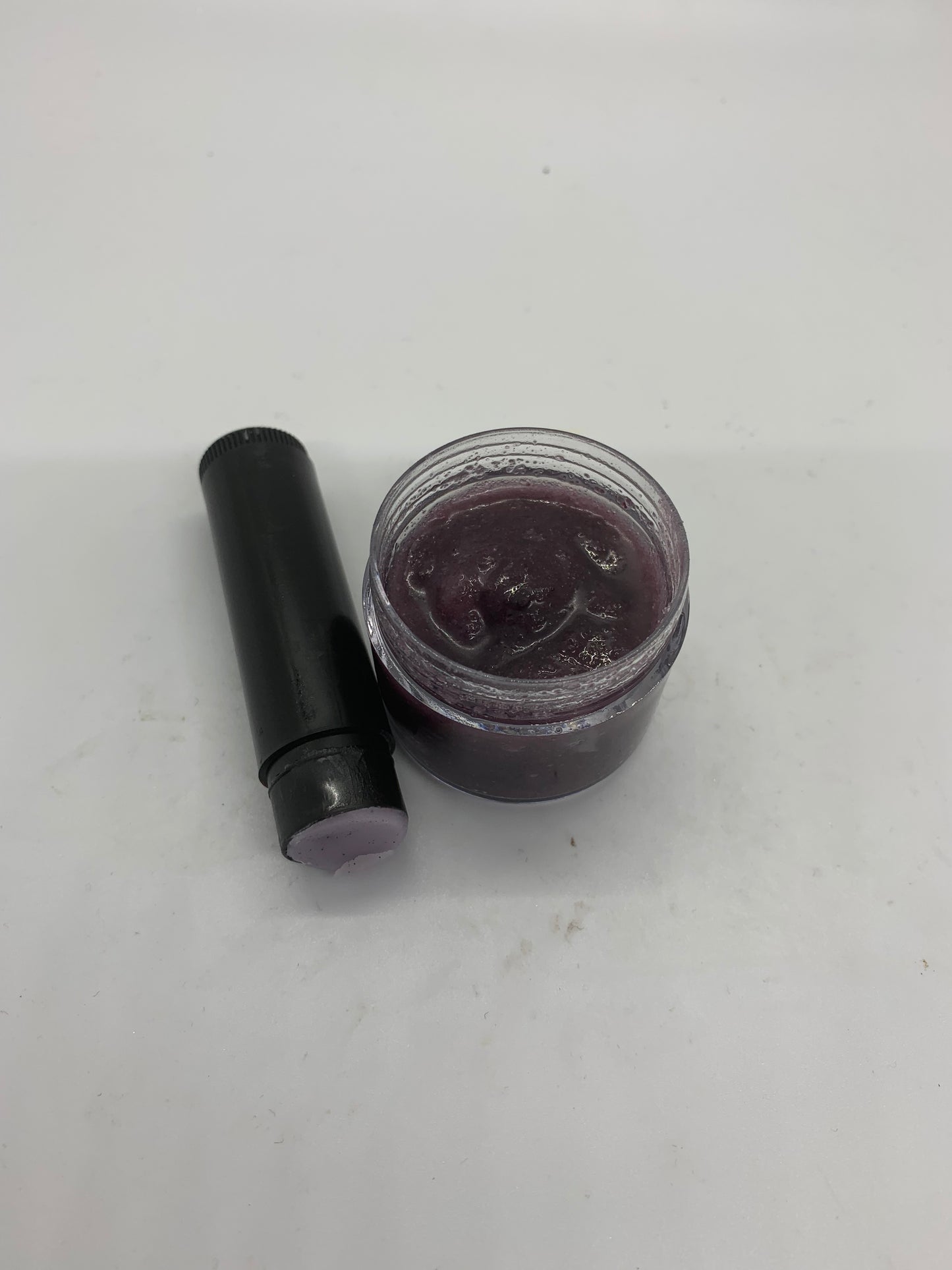 SUGARED LIP SCRUB AND BALM