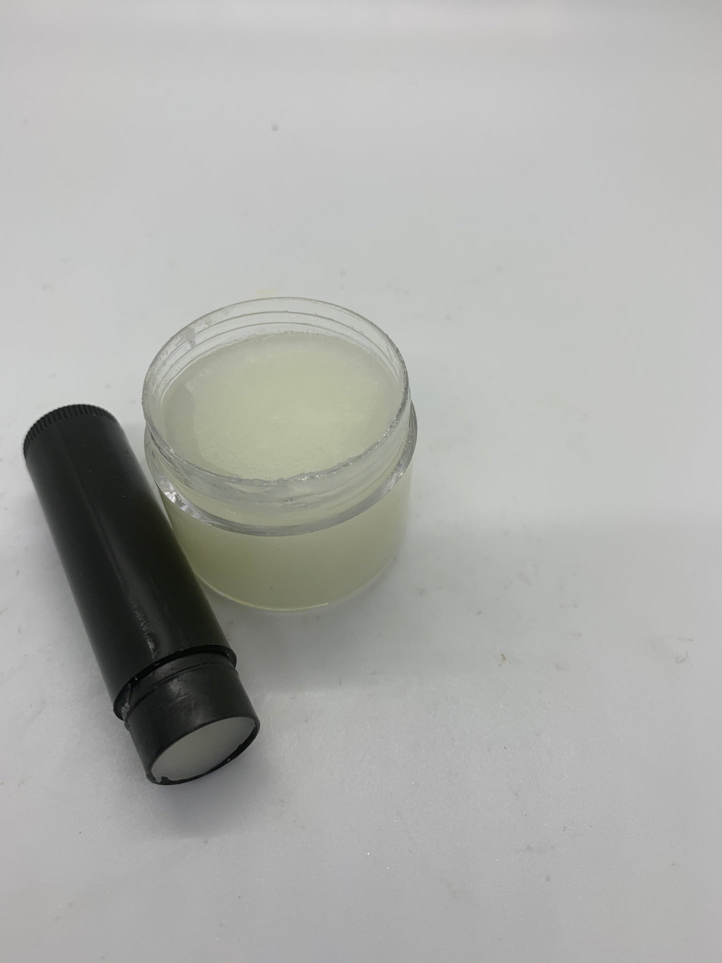 SUGARED LIP SCRUB AND BALM