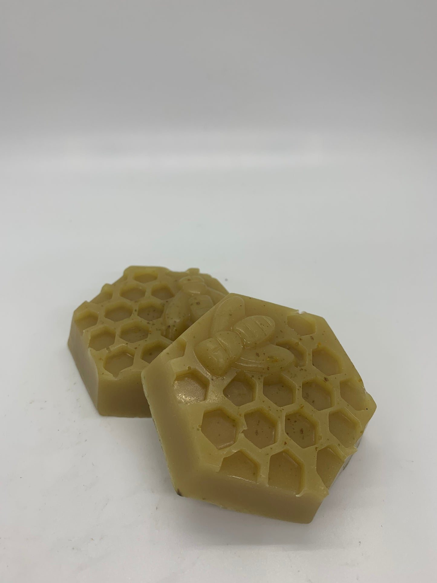 BEE & HONEYCOMB SOAP